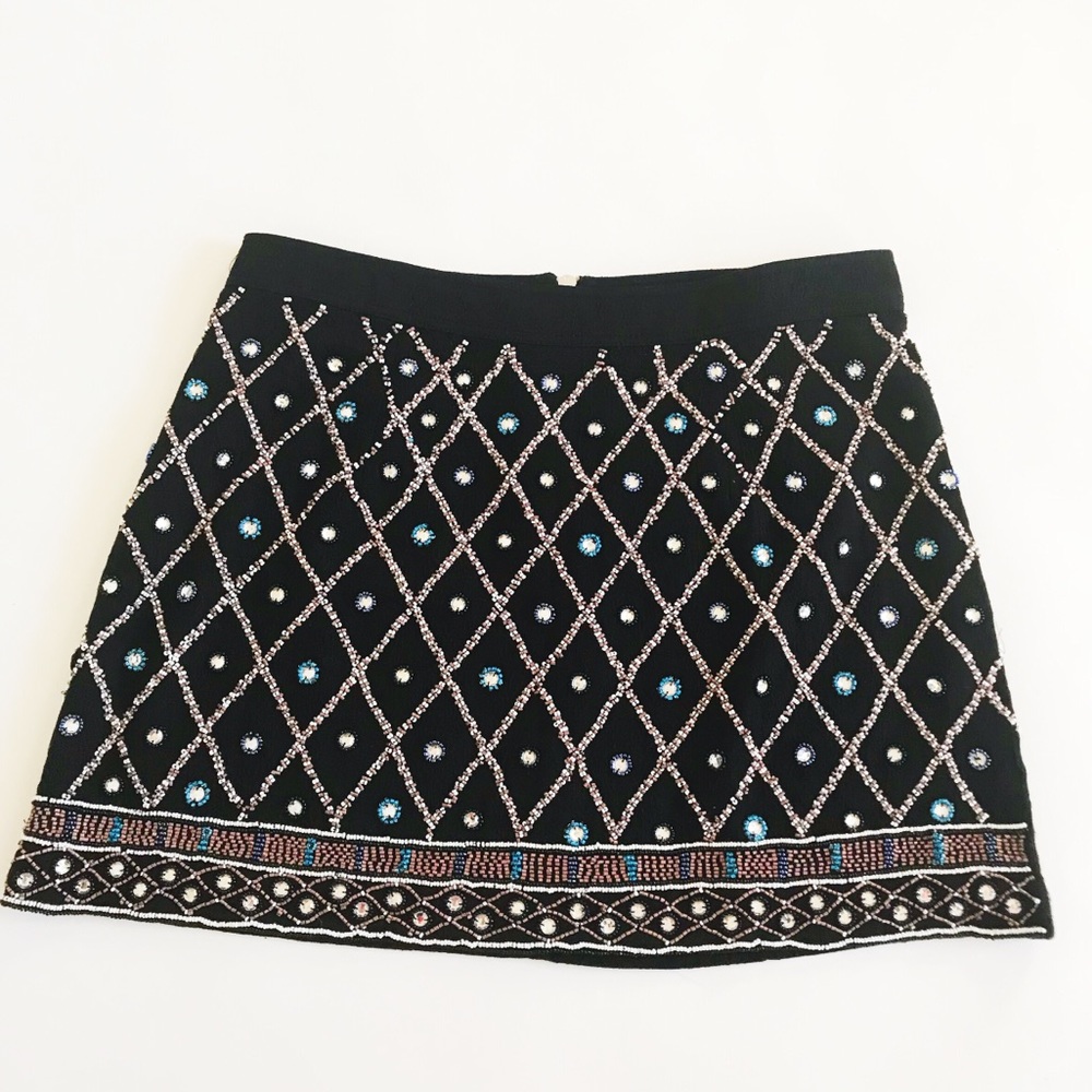 Guess mini skirt